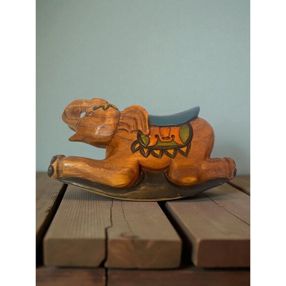 Hand-Carved Wooden Elephant Rocking Figurine With Colorful Painted Details vinta - Picture 9 of 10
